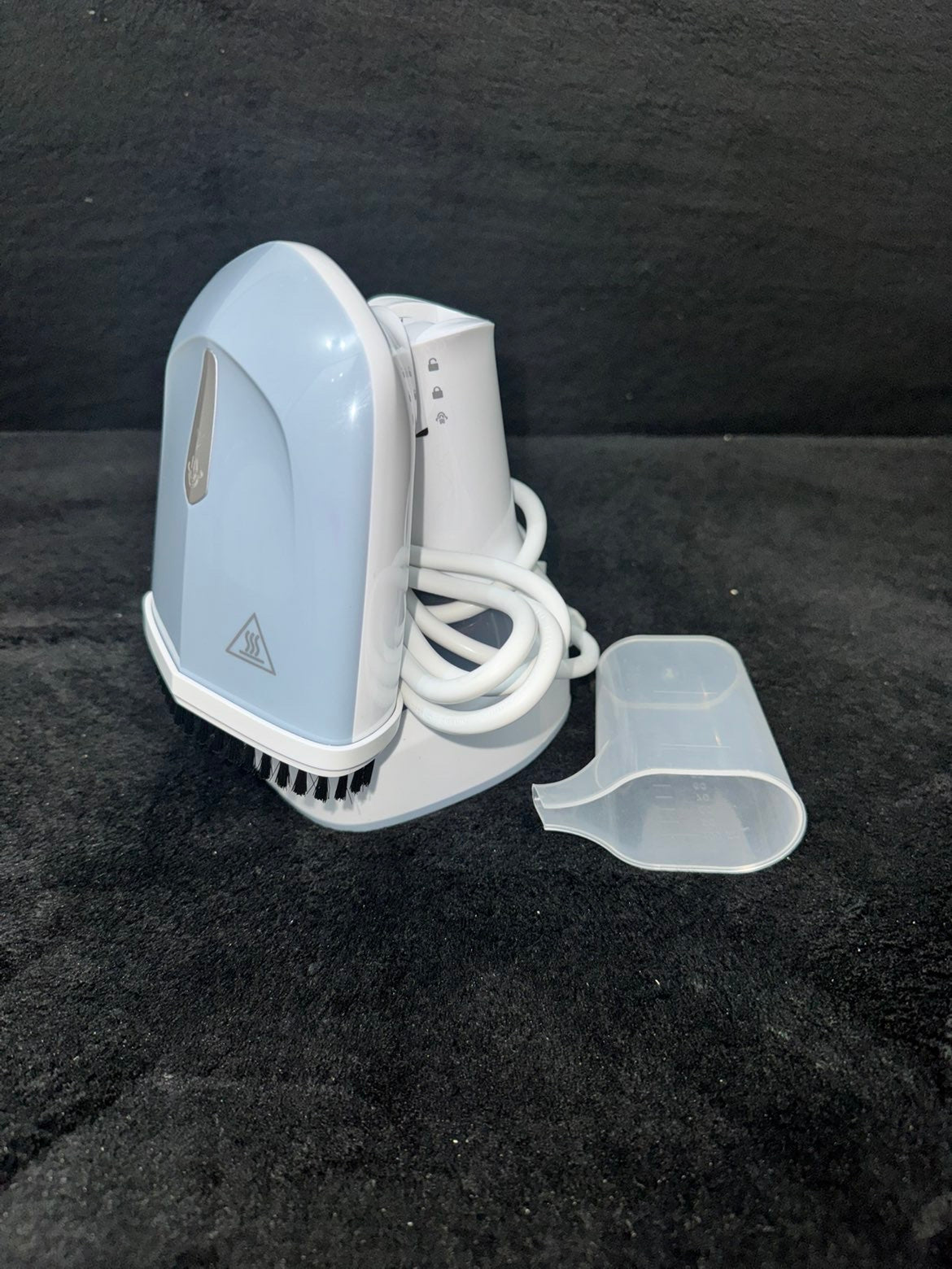 Ręczna parownica do ubrań Steamly